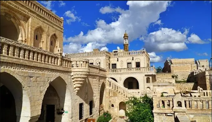 erzurum-hareketli-mardin-midyat-turu-turu