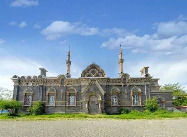 izmir-cikisli-ucakli-azerbaycan-gurcistan-turu-6-gece-turu