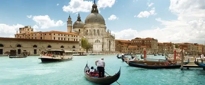 izmirden-direkt-hareket-gorkemli-buyuk-italya-sun-express-hava-yollari-7-gece-turu