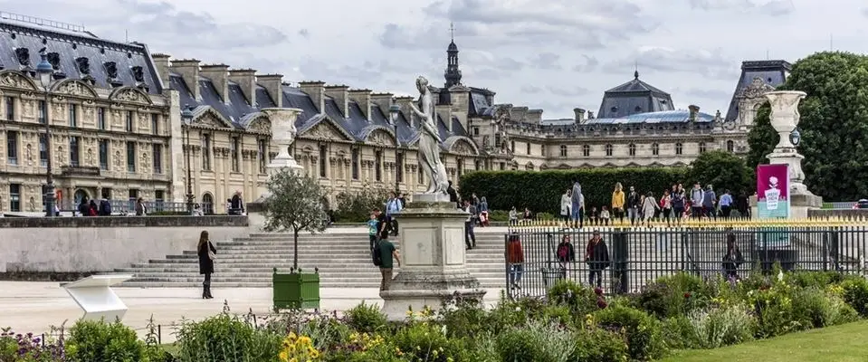 izmirden-direkt-sefer-ile-super-paris-disneyland-sun-express-hava-yollari-4-gece-turu