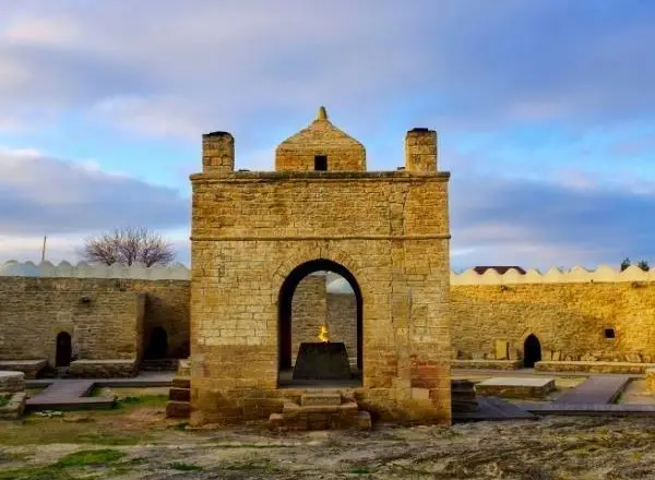 izmir-cikisli-ucakli-azerbaycan-gurcistan-turu-6-gece-turu